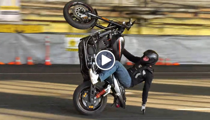 Stunt: Harley-Davidson XR1200 Sportster w akcji