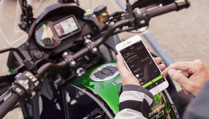 Motocykle dla gadeciarzy. Co oferuj motocyklowe platformy Bluetooth?