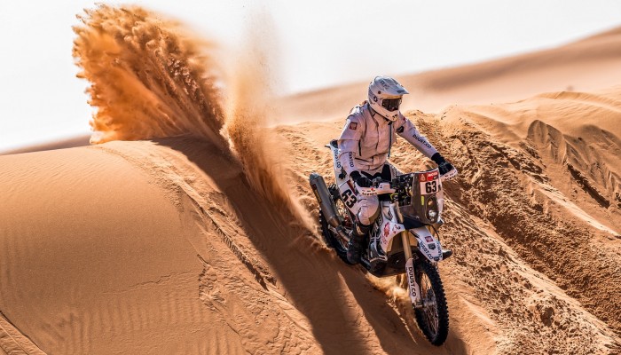 Spenione marzenie - Konrad Dbrowski na podium Rajdu Dakar 2021