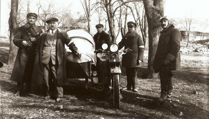 Polscy onierze na motocyklach w czasie I wojny wiatowej