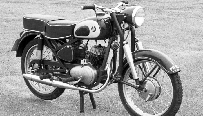 Motocykl SHL 150 - wersje M06-T i M06-U - historia, opis, ceny, najwaniejsze informacje