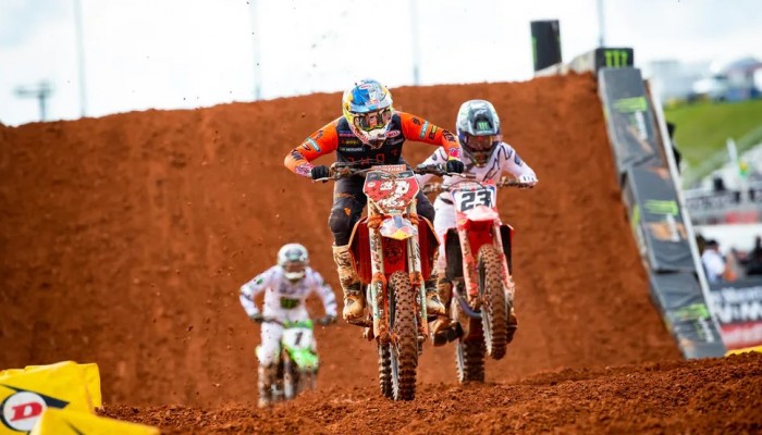 AMA Supercross: ci�nienie ro�nie. Wyniki trzynastej rundy [VIDEO]