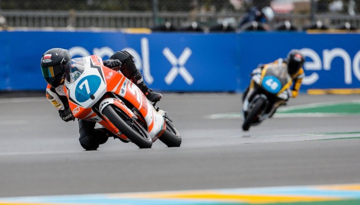 Waleczny Molik wraca z punktami z Le Mans