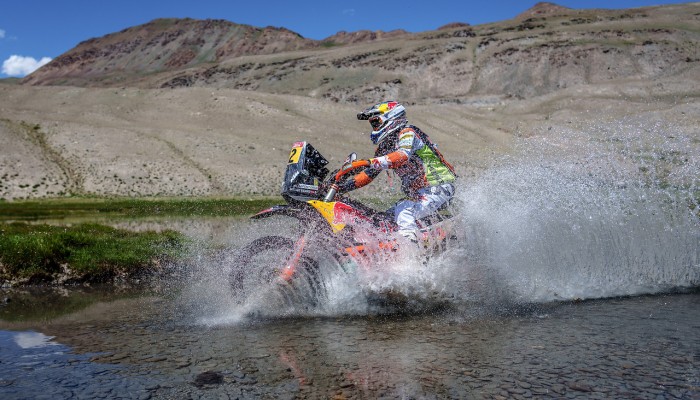 Silk Way Rally: zawodnik KTM, Matthias Walkner, wygrywa w kategorii motocykli