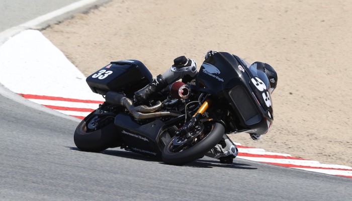 Harley-Davidson zwyci�zc� cyklu King of the Baggers 2021 - Kyle Wyman wygrywa na Laguna Seca