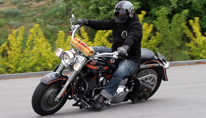 Harley Davidson Fat Bob Kazik z