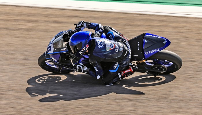 Udany pocz�tek Dawida Nowaka i Juranda Ku�mierczyka w Yamaha bLU cRU