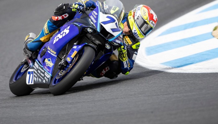 WSBK 2022: Dominique Aegerter wygrywa pierwszy wy�cig Supersport na torze Estoril