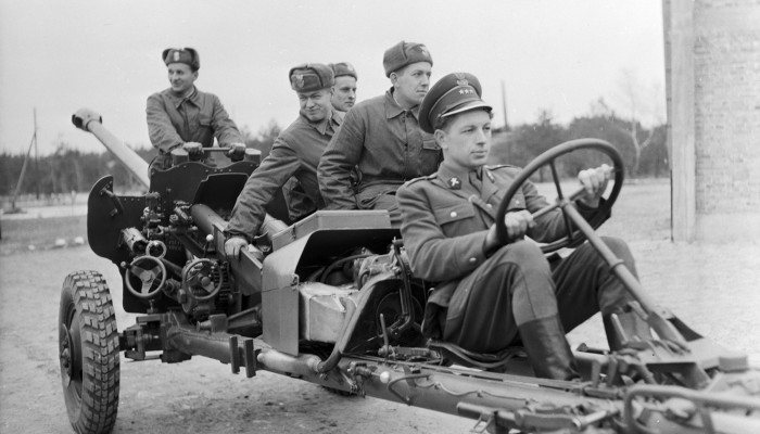 Armata napdzana silnikiem radzieckiego motocykla M-72