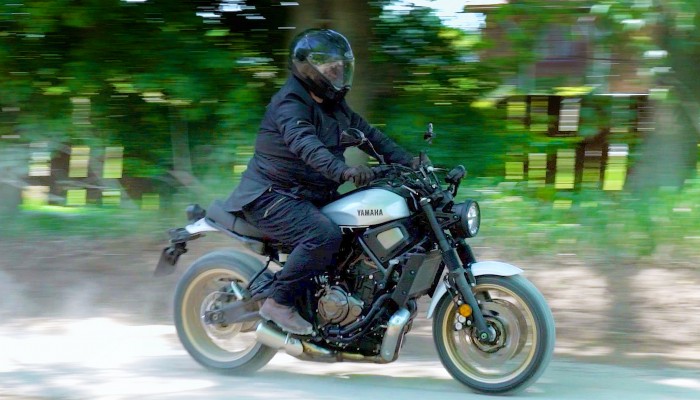 Yamaha XSR700 Legacy - test motocykla. Czym rni si od wersji podstawowej?