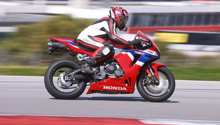 03 Honda CBR600RR test na torze 2024 z