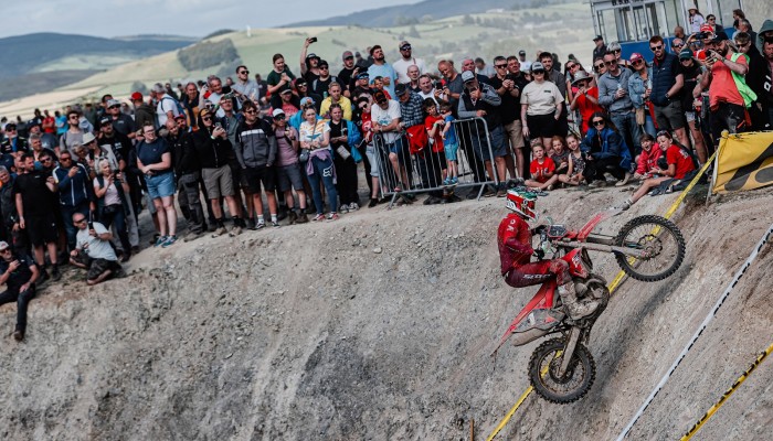 EnduroGP: Andrea Verona zdobywa dla Metzelera tytu mistrzowski w klasie E2 [VIDEO]