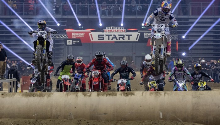 Billy Bolt wygrywa w Gliwicach, Dominik Olszowy na drugim stopniu podium! Nowy rozdzia w historii Mistrzostw wiata SuperEnduro