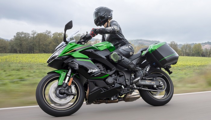 Kawasaki Ninja 1100SX model 2025, co si zmienio? Test, opinia, dane techniczne