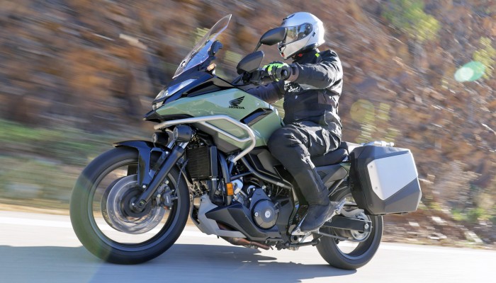 Honda NC750X co si zmienio na rok 2025? Test, opinia, dane techniczne