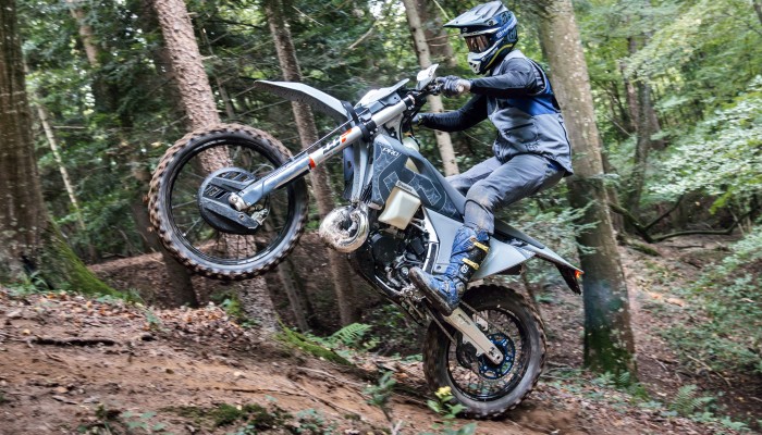 Husqvarna na sezon 2026. Motocykle crossowe i enduro. Mocniej, szybciej i wygodniej!