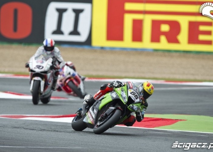 World Superbike Sykes Magny Cours 2012