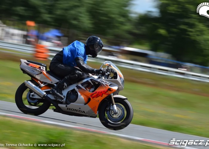 Honda CBR900RR Speed Day Tor Poznan