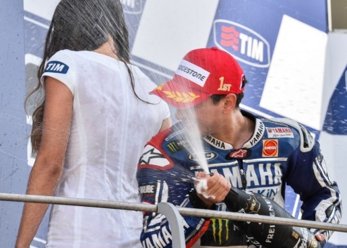 Dziewczyny i szampan Mugello GP 2013