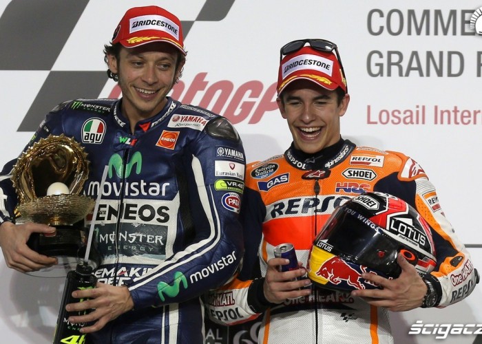 Rossi Marquez na podium