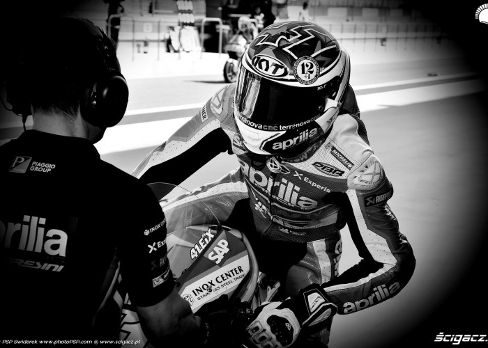 MotoGP Aragon Aprilia Gresini 41 Aleix Espargaro 12