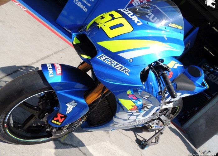 Suzuki MotoGP GSX RR Motul Rins Iannone 6