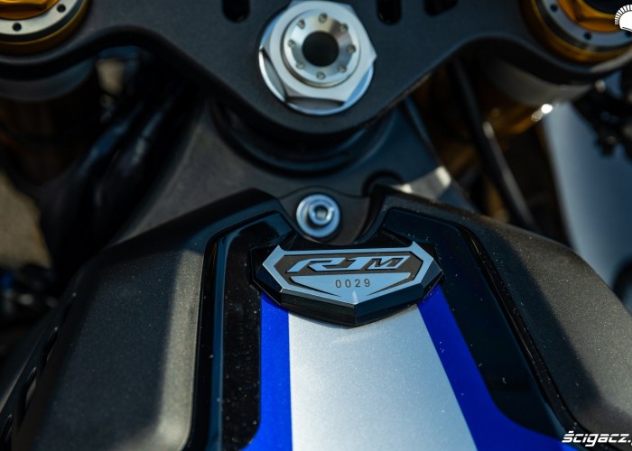 Yamaha R1 M 2020 detale 14