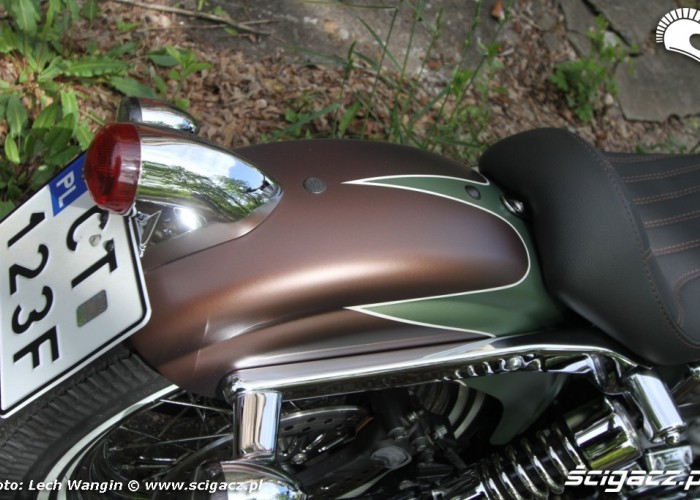 17 Harley Davidson Dyna Super Glide Custom 2004