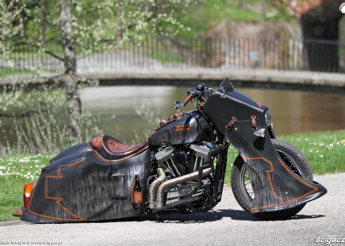 37 Harley Davidson Sportster 1200 Led Sled custom