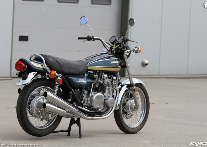 02 Kawasaki Z 1