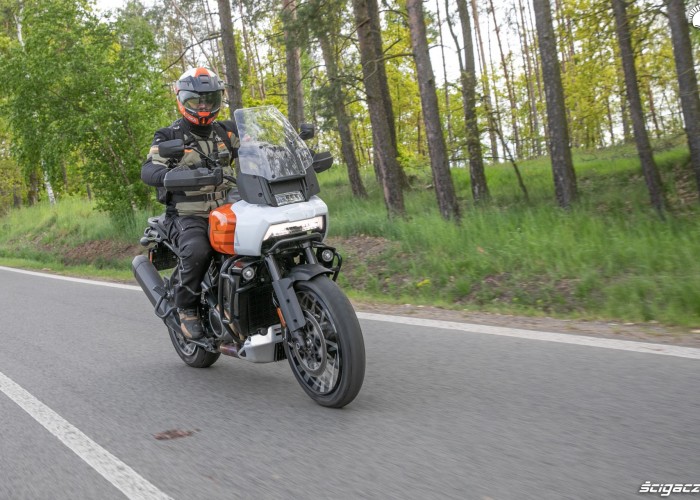 34 Harley Davidson 1250 Pan America 2021 test motocykla