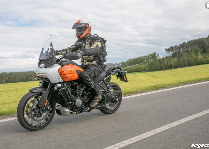 39 Harley Davidson 1250 Pan America 2021 test motocykla