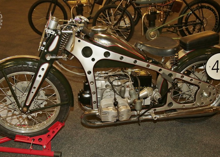 028 Big Twin Bikeshow Expo 22 Houten wystawa motocykli custom