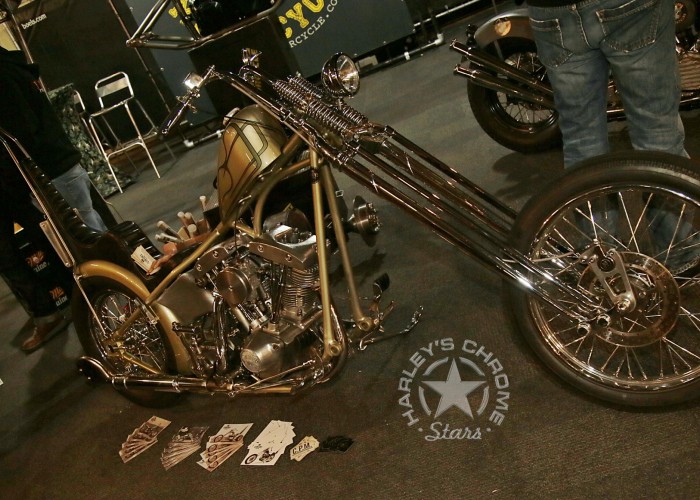 041 Big Twin Bikeshow Expo 22 Houten wystawa motocykli custom