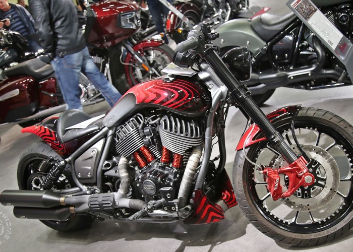 104 Big Twin Bikeshow Expo 22 Houten wystawa motocykli custom