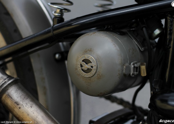 22 Yamaha SR 250 bobber detale
