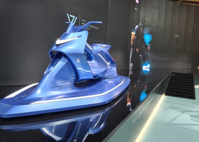 vmoto motocykl przyszlosci eicma 2022