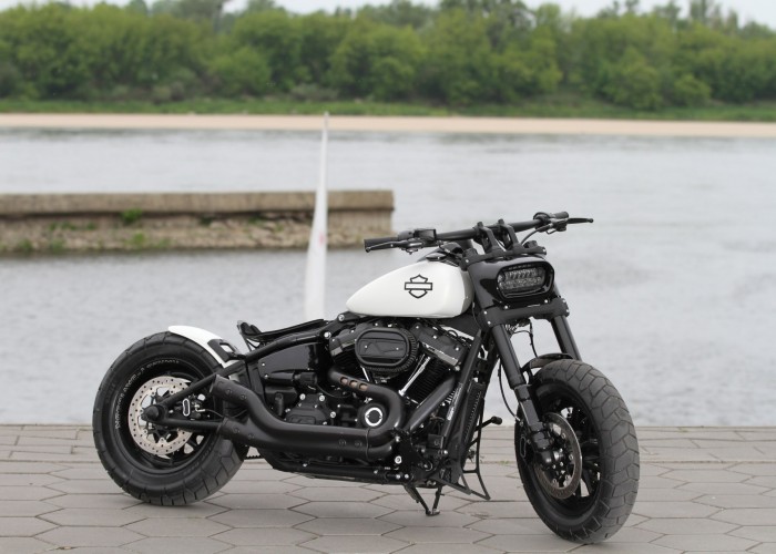 13 customowy Harley Davidson Fat Bob polska