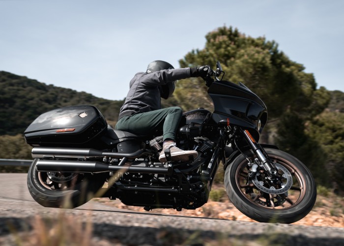 01 Harley Davidson Low Rider ST test