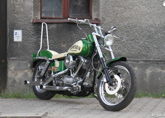23 Harley Davidson Shovelhead custom bike