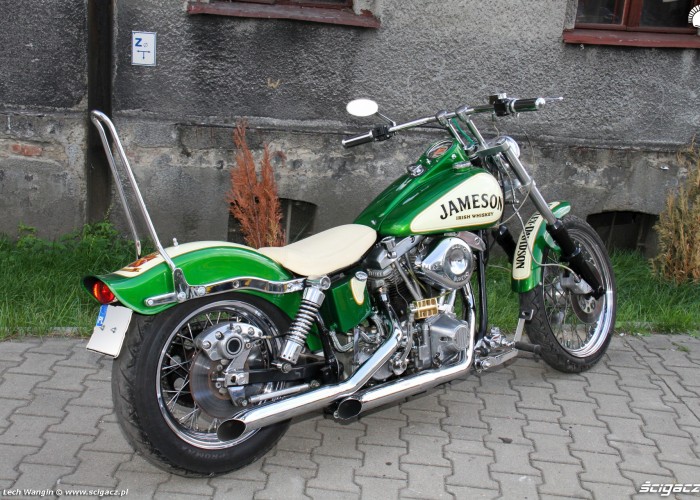 31 Harley Davidson Shovelhead custom bike