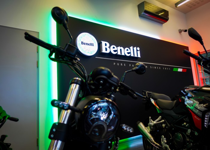002 Motocykle Benelli Delta Plus Chorzow