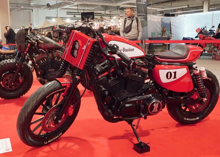 custom harley na targach warsaw motorcycle show 2022