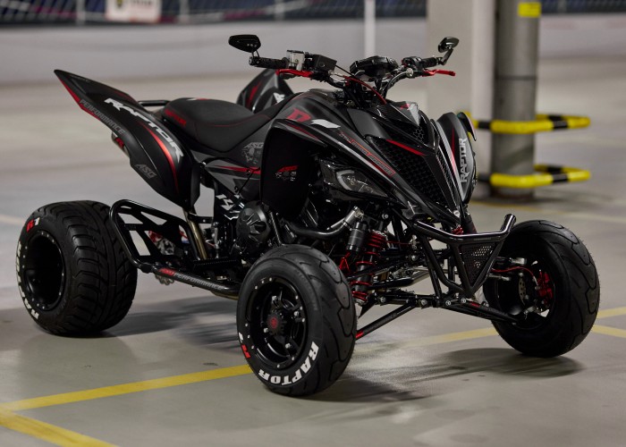05 Yamaha Raptor R1 ATV Swap Garage przodem