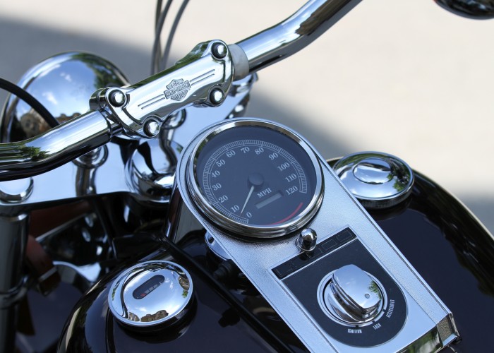 05 Harley Davidson Dyna Wide Glide zegar