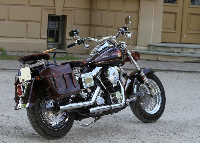16 Harley Davidson Dyna Wide Glide