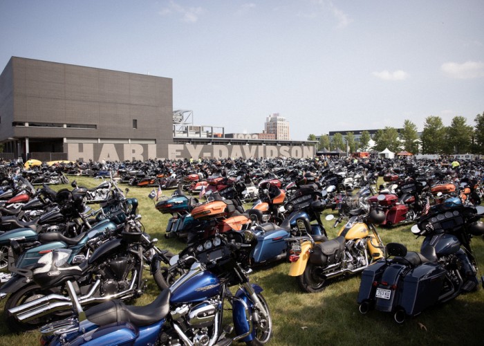 004 Harley swietuje swoje 120 lecie USA Milwaukee
