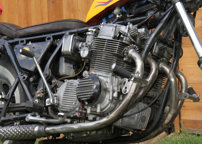 096 Honda CB 750 Four custom motor