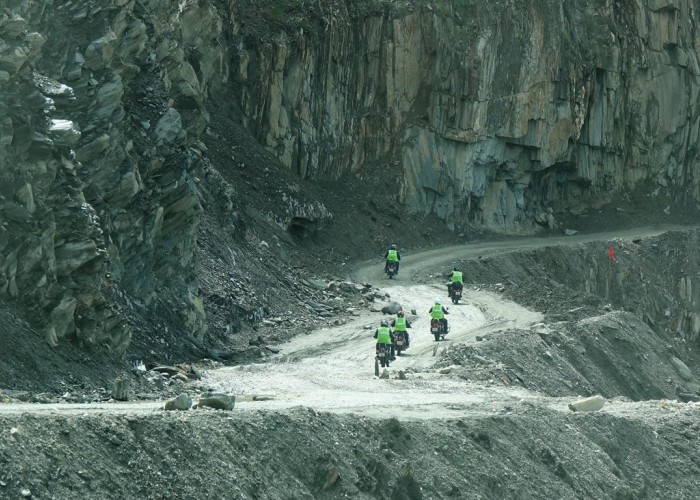 48 Motocykle w Himalajach Spotkanie na Przeleczy