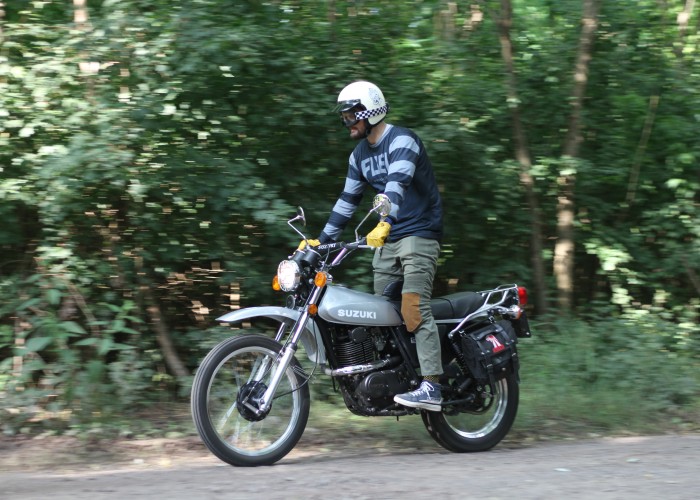 04 Suzuki SP 370 w lesie